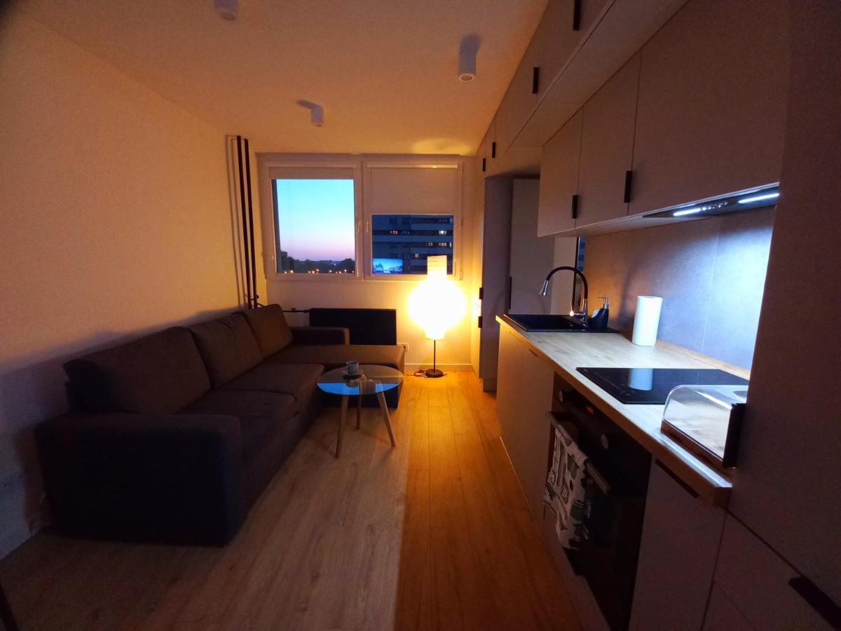Neoapartments Lotnicza 브로츠와프 외부 사진