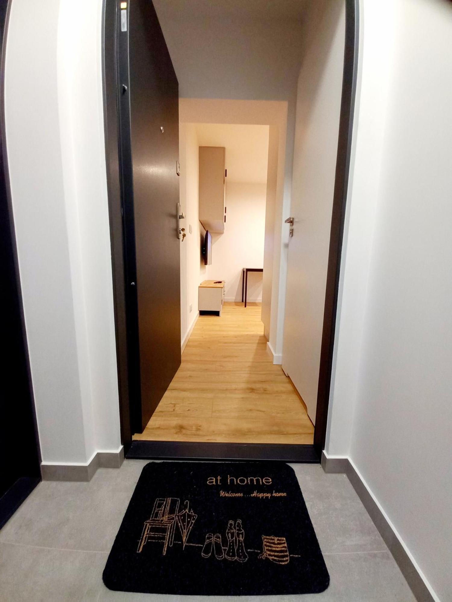 Neoapartments Lotnicza 브로츠와프 외부 사진
